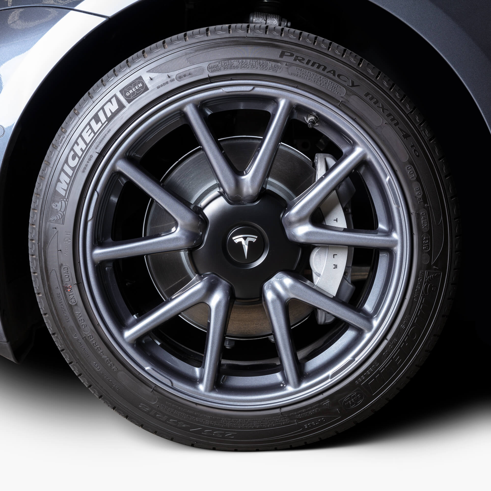 OEM Tesla Model 3 X S Aero Wheel Center cap （Black） and lug nut covers kit
